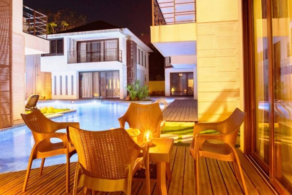 Ochre Villa- Luxury Property In Assagaon / Vagator Exteriér fotografie